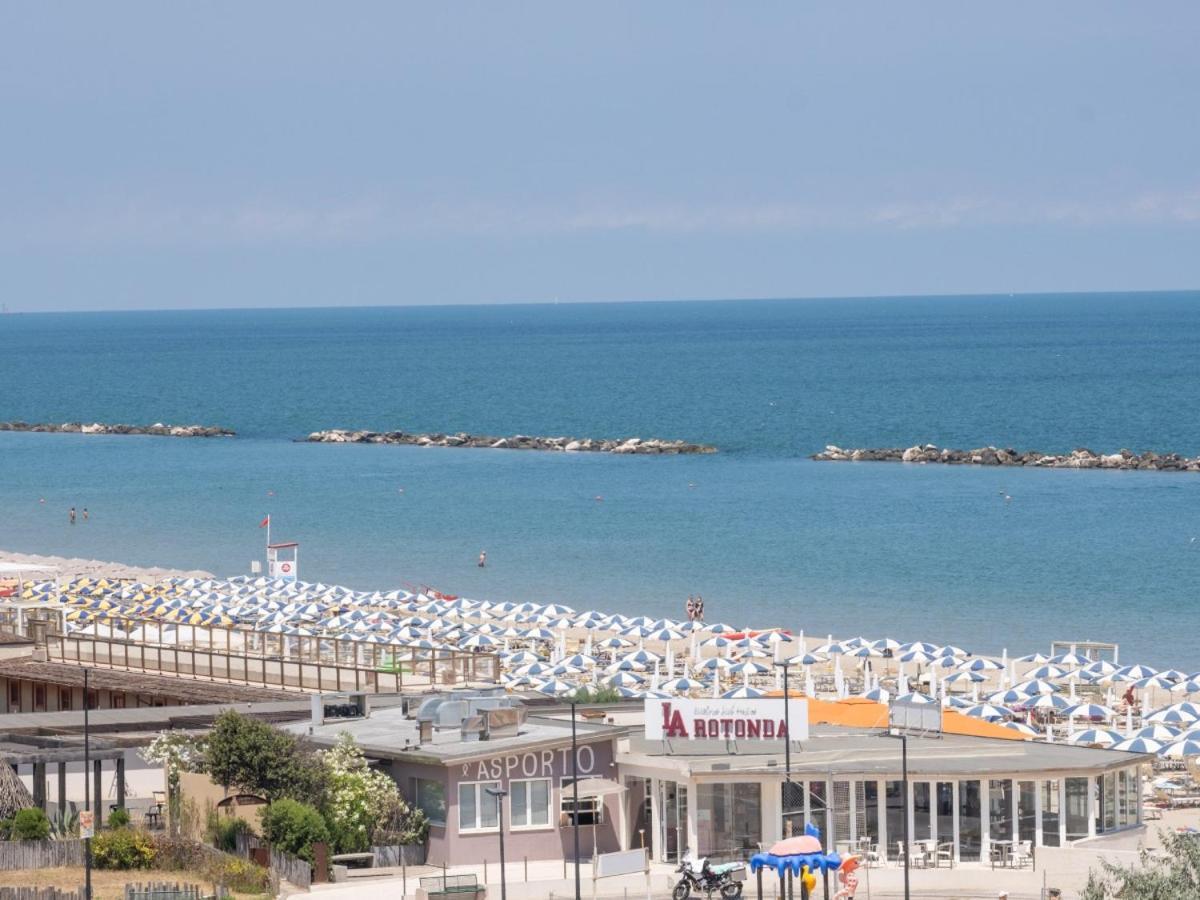 Hotel Marina Beach - Azzurro Club Ravenna Bagian luar foto