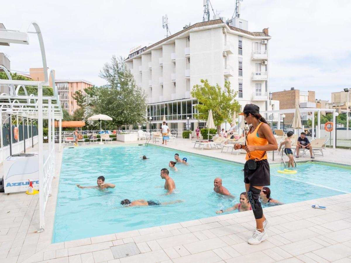 Hotel Marina Beach - Azzurro Club Ravenna Bagian luar foto