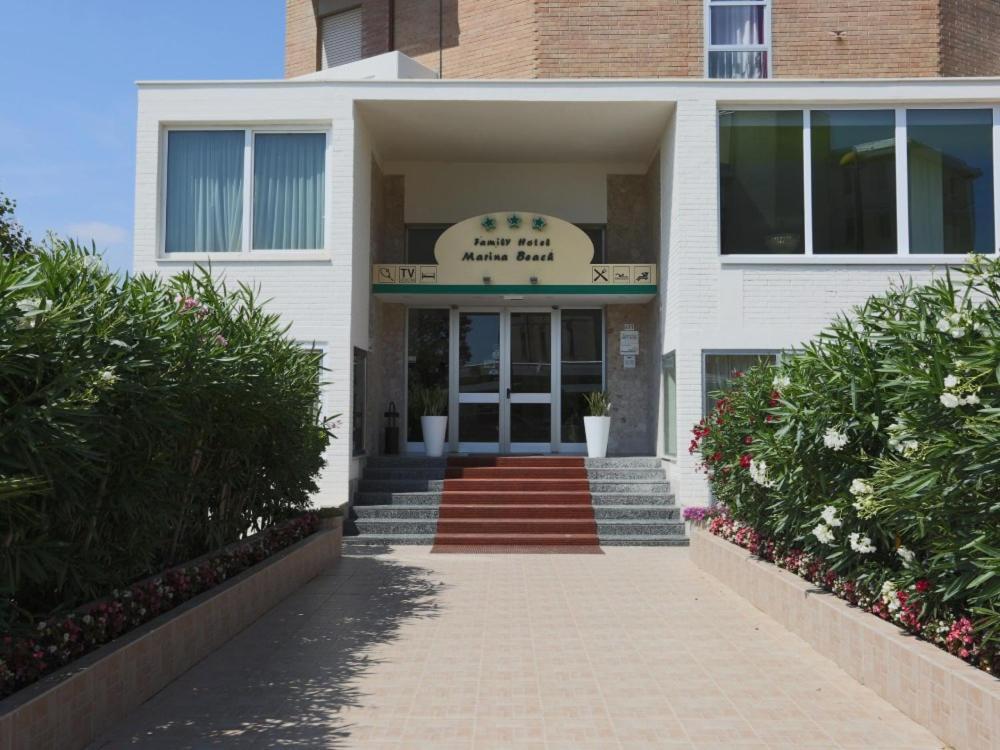 Hotel Marina Beach - Azzurro Club Ravenna Bagian luar foto
