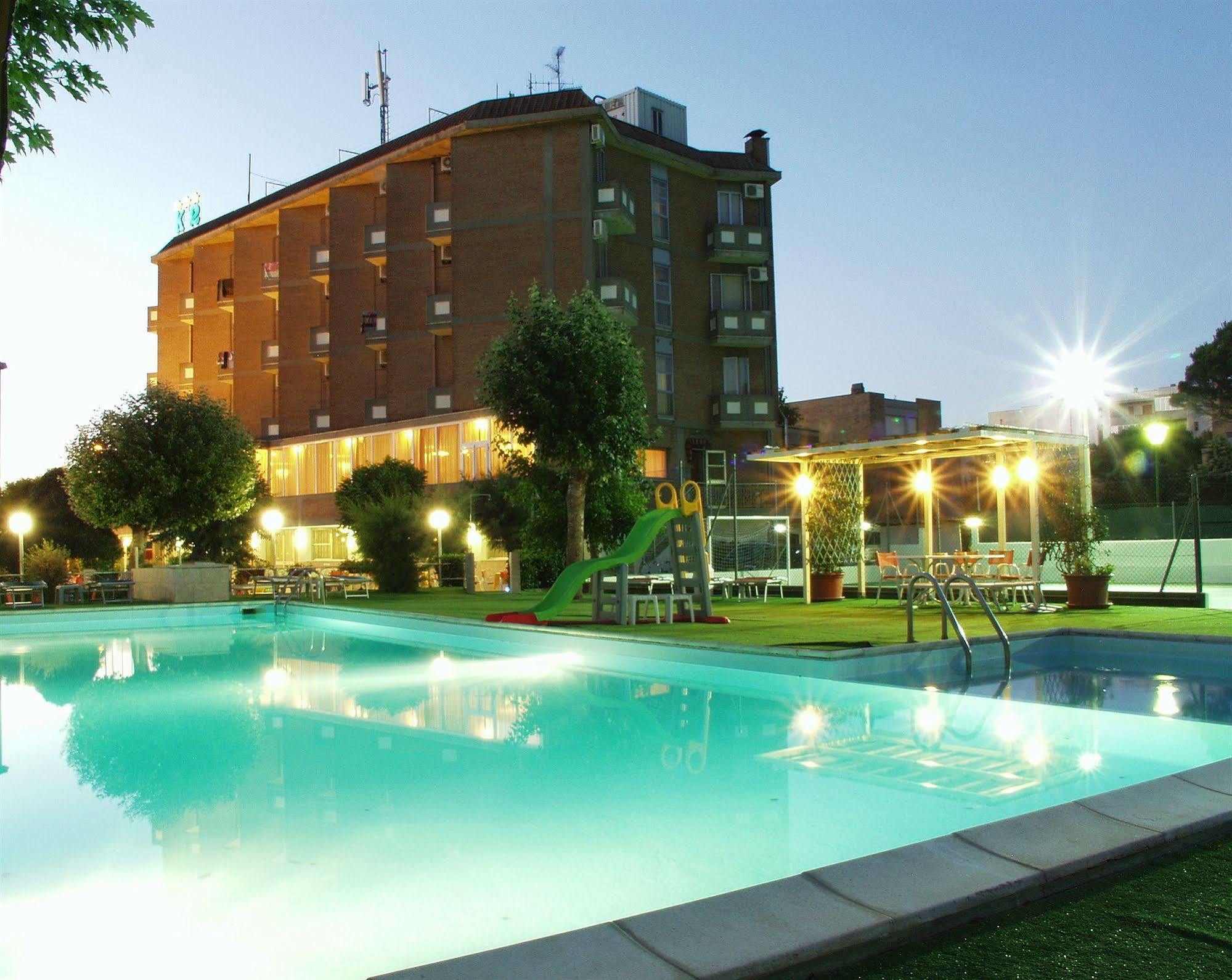 Hotel Marina Beach - Azzurro Club Ravenna Bagian luar foto
